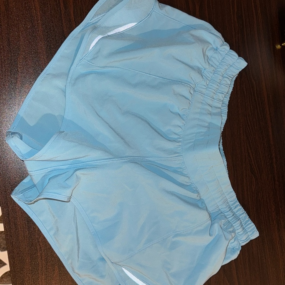 barely worn light blue lululemon hottie hots 2.5 inch low rise size 8
